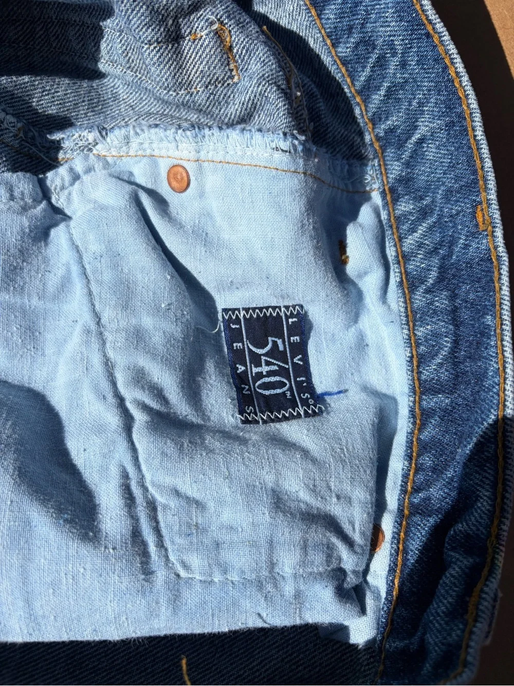 Levi's Relaxed Fit 540 Made in USA Men’s Jeans Med Wash